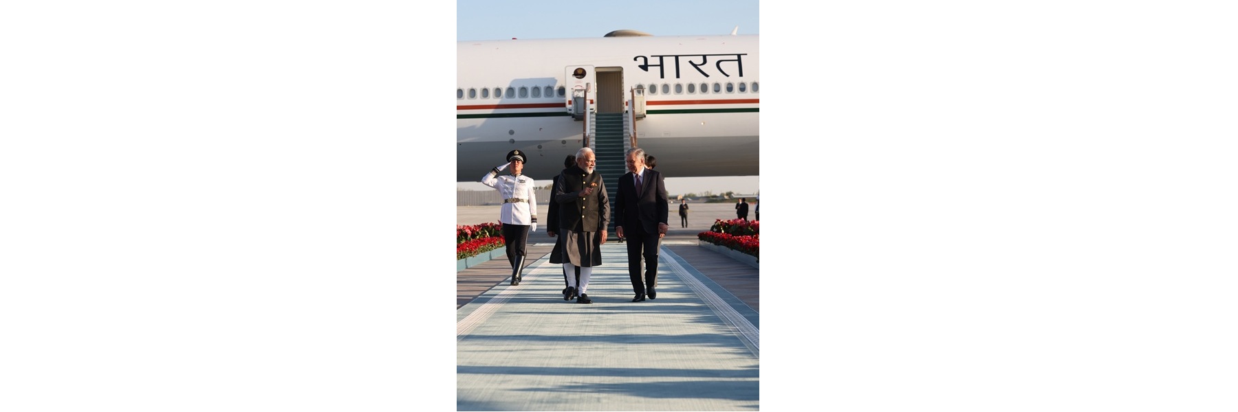 PM receives warm welcome by President of the Republic of Uzbekistan, Mr. Shavkat Mirziyoyev on his arrival at Tashkent, in Uzbekistan