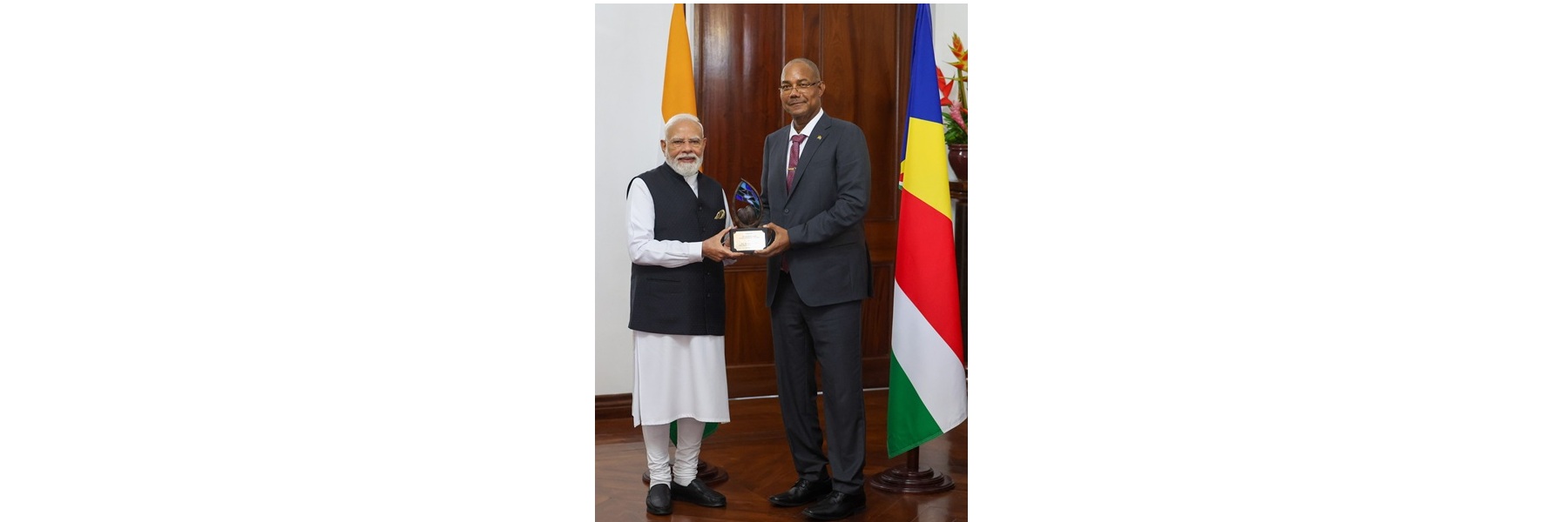 PM receives the ‘Guardian of the Blue Horizon’ award: Seychelles’ highest honour for leadership in environmental conservation and sustainable development at Victoria, in Seychelles.