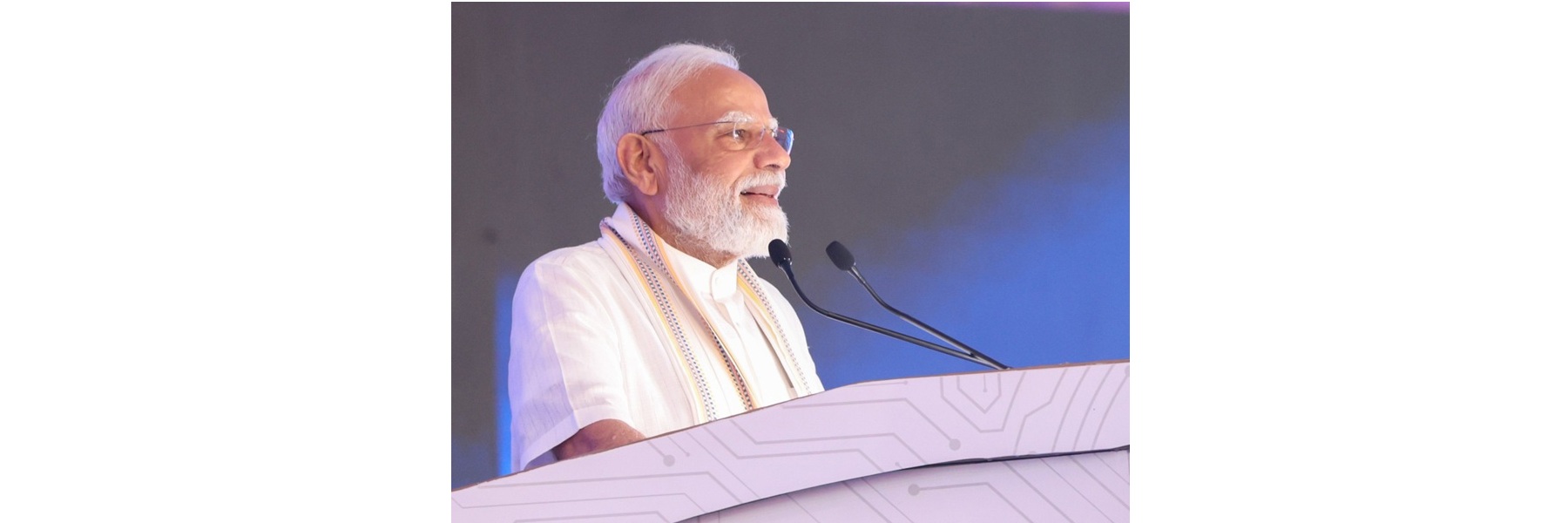 PM addressing at the foundation stone laying and inauguration of various development projects, in Vadodara, Gujarat
